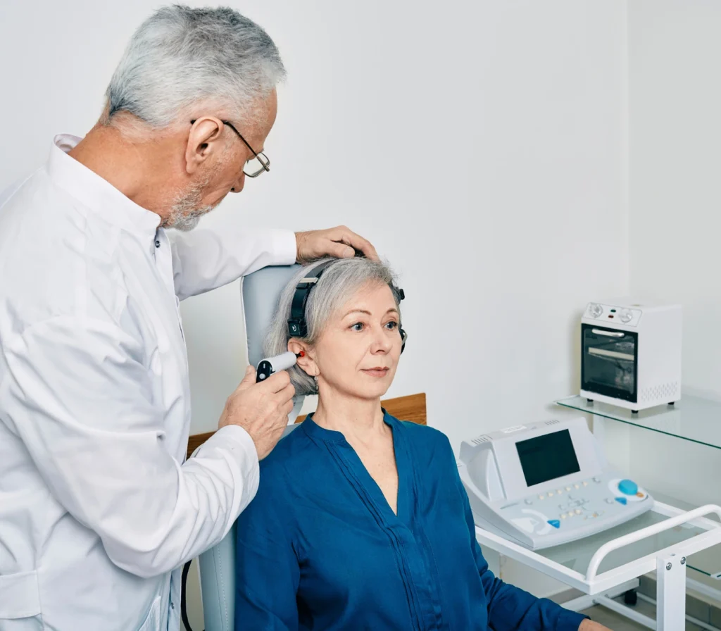 hearing loss symptoms